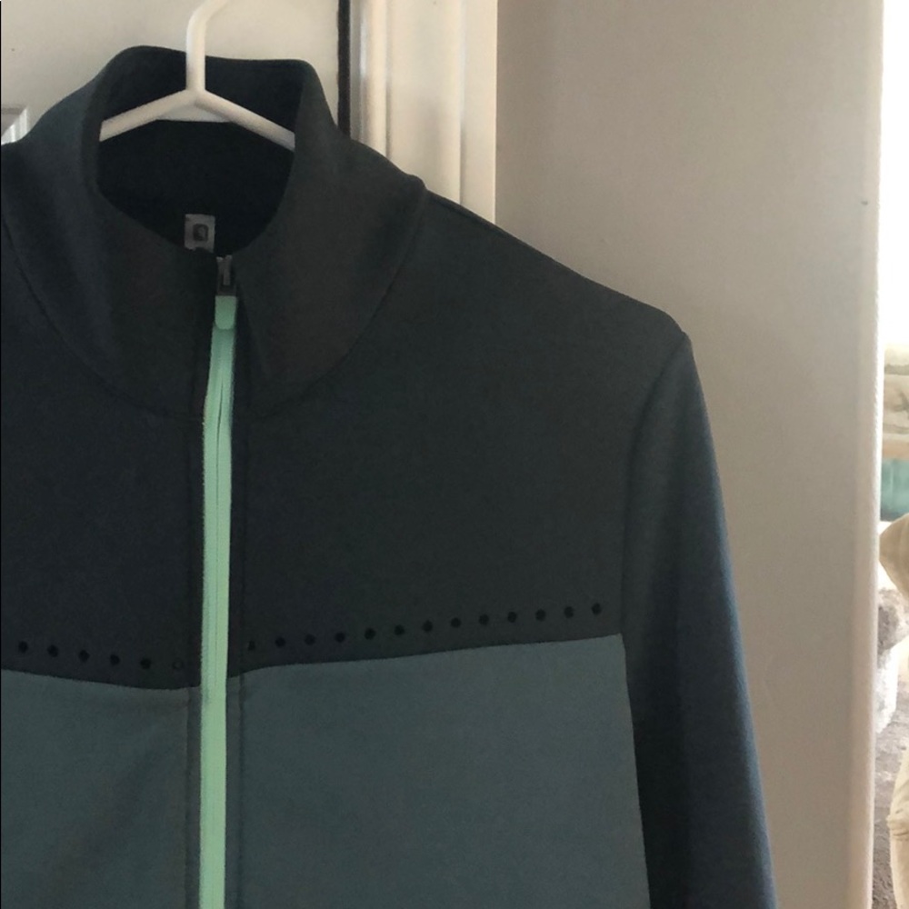 Fabletics Jackets - Picture 2 of 5